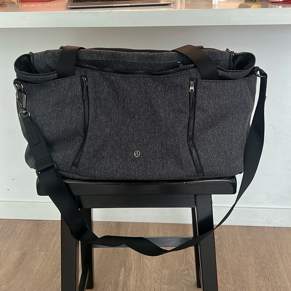 Lululemon duffle bag